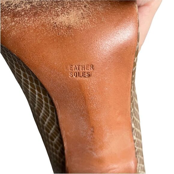 CALDERONE Vintage Tan Snake Embossed Leather Pumps Tan 6.5 - Picture 13 of 13